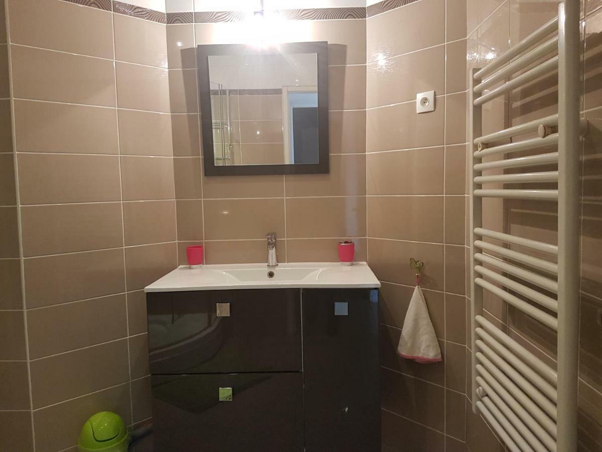 Apartment L'Aquarius Вилньов-льо-Роа Екстериор снимка