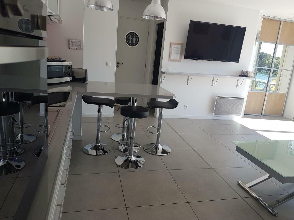 Apartment L'Aquarius Вилньов-льо-Роа Екстериор снимка